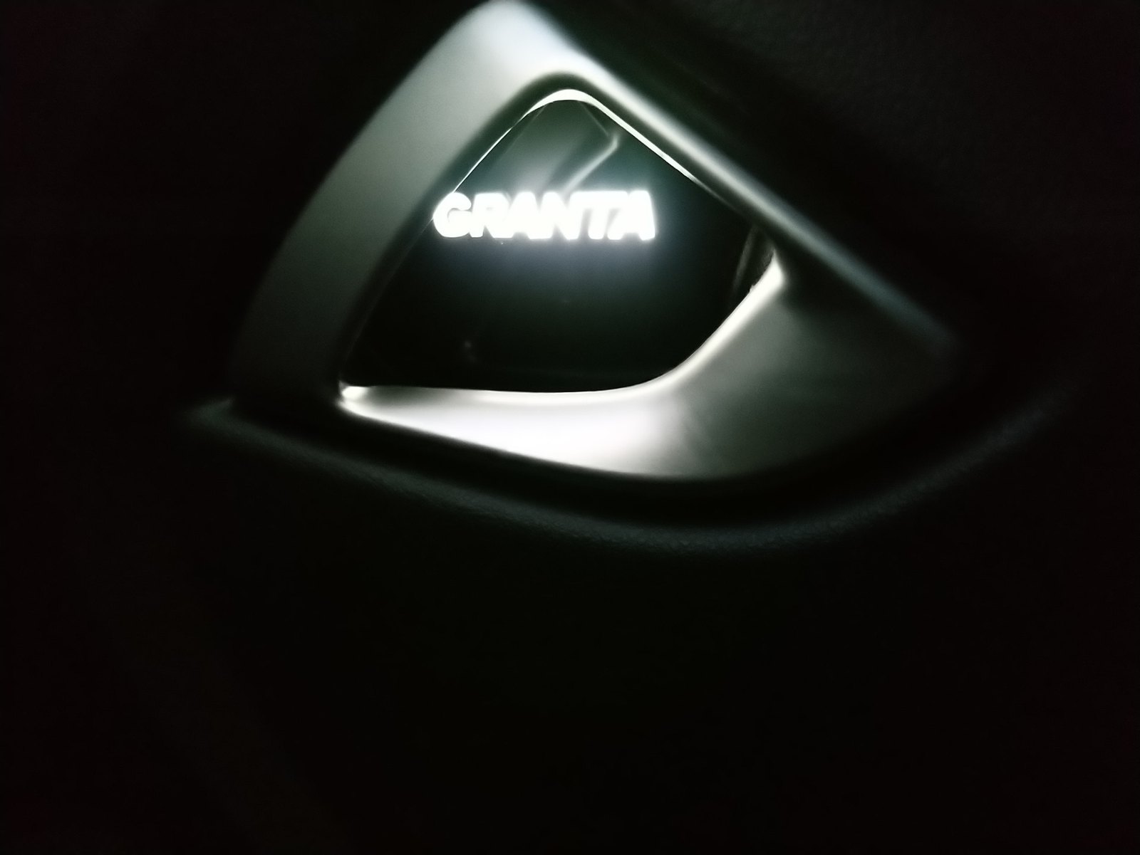 Подсветка ручки LADA Granta FL